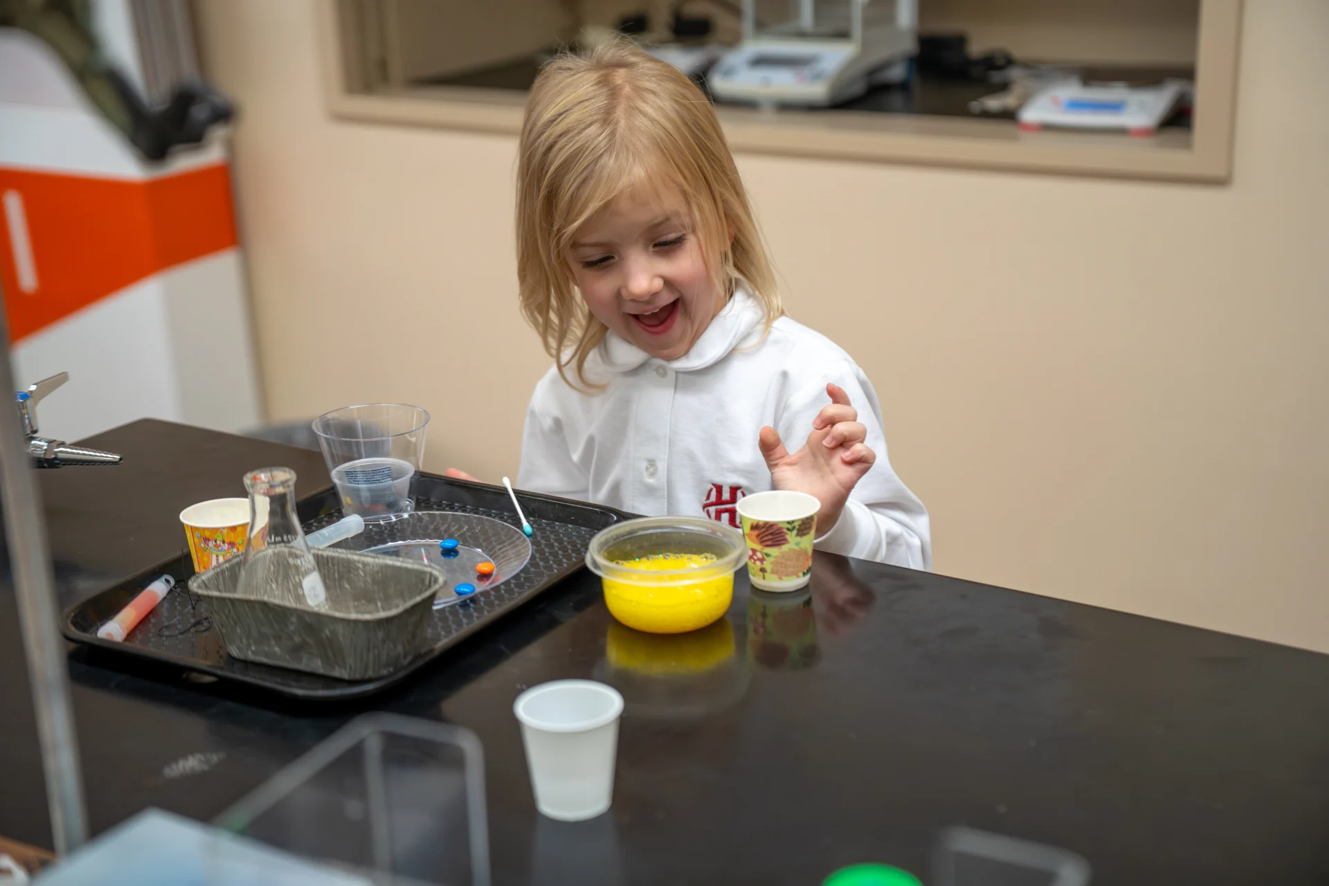 Student participating the 5 Senses Fair.