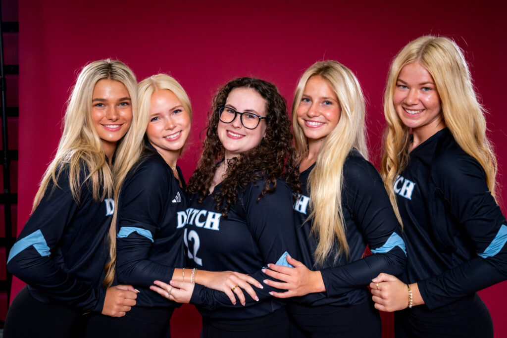 Upper School Girls Volleyball Media Day 67 1